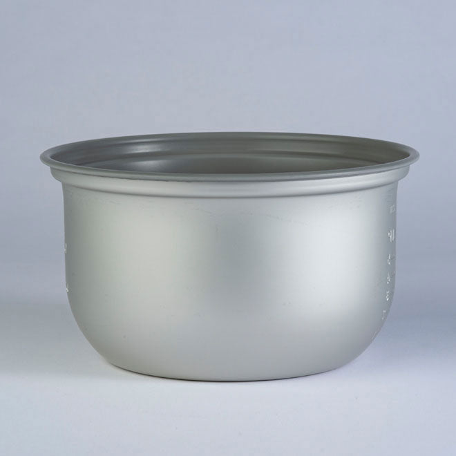 Pan (B211) for NS-RNC10 / RPC10 (5.5 Cup Model) *Not interchangeable with NRC-10 model W3
